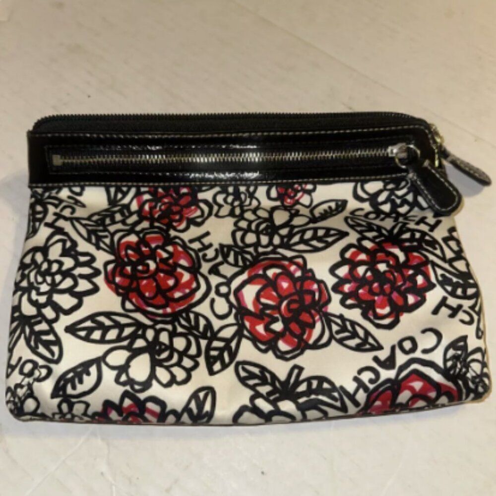 Womens Coach Vintage Pink White Black Flower Clutch Purse